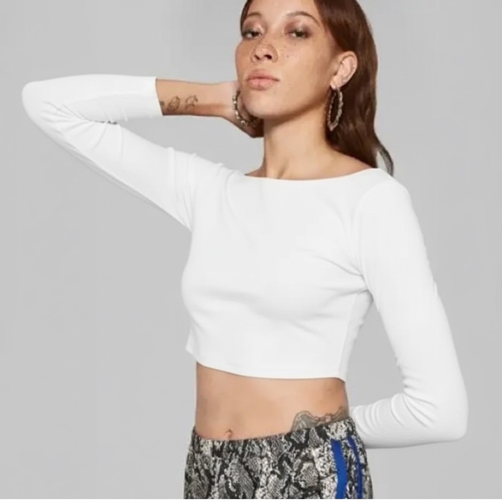 Elegant White Long Sleeve Crop Top
